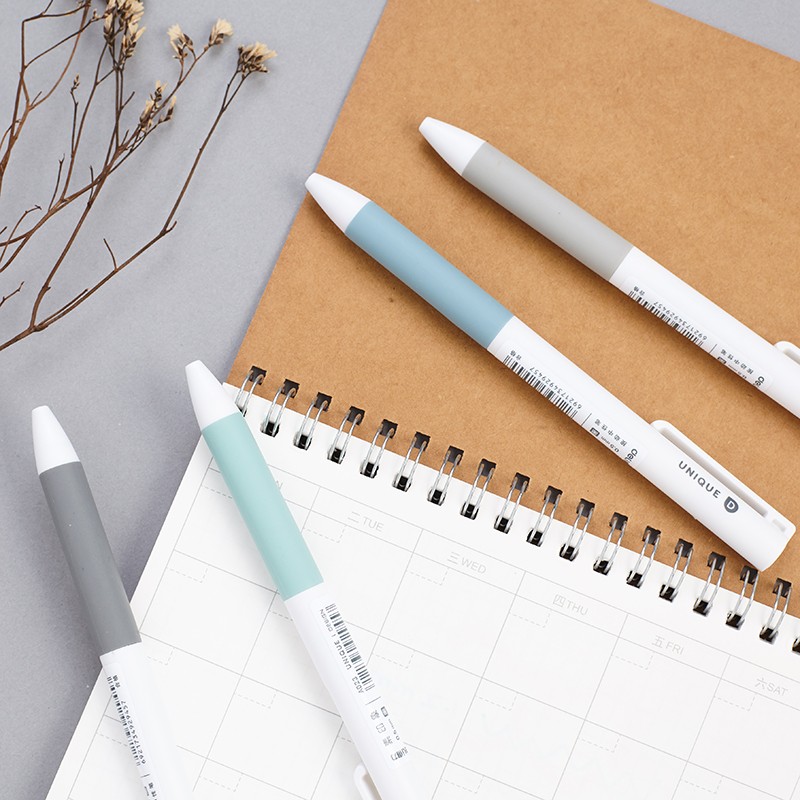 得力A023中性笔0.5mm子弹头 黑色笔芯水笔 按动中性笔 单支价 外壳颜色随机