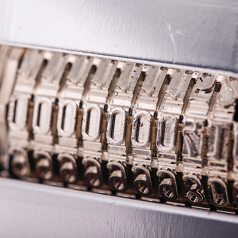 得力7510十位自动号码机 10位数字印章 跳号机 日期页码器